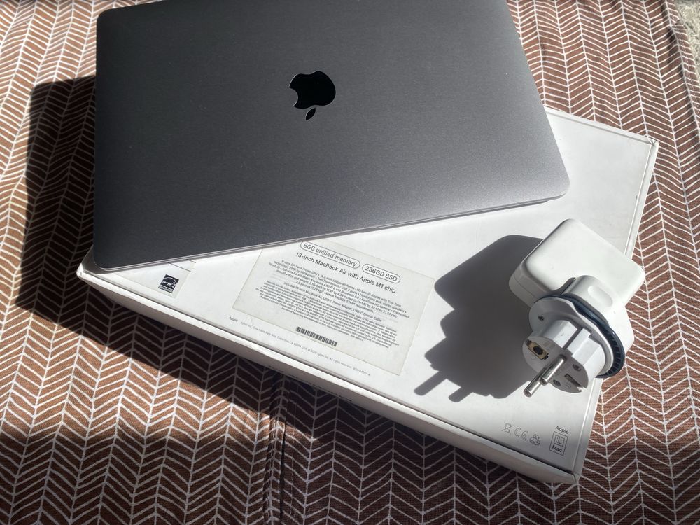 Macbook продажа б/у