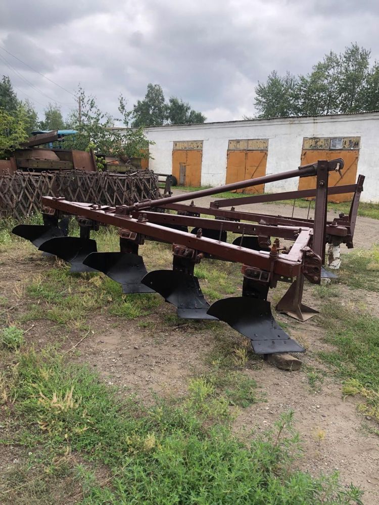 Плуг ПЛН 5-40 продам !!!