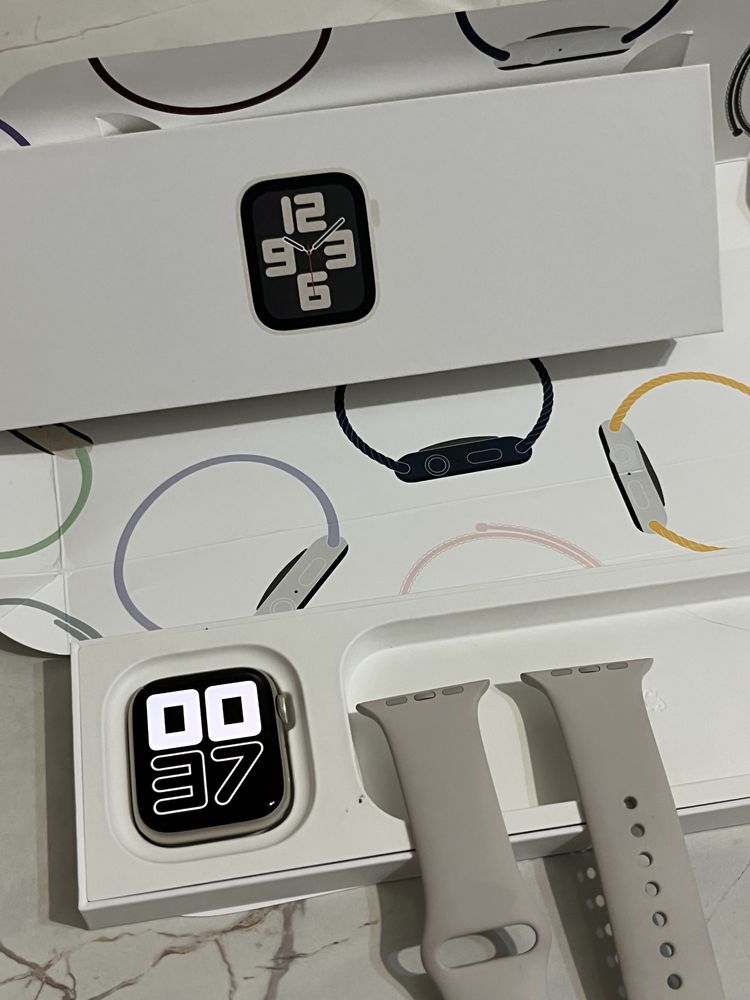 Apple watch  SE 2   44 mm
