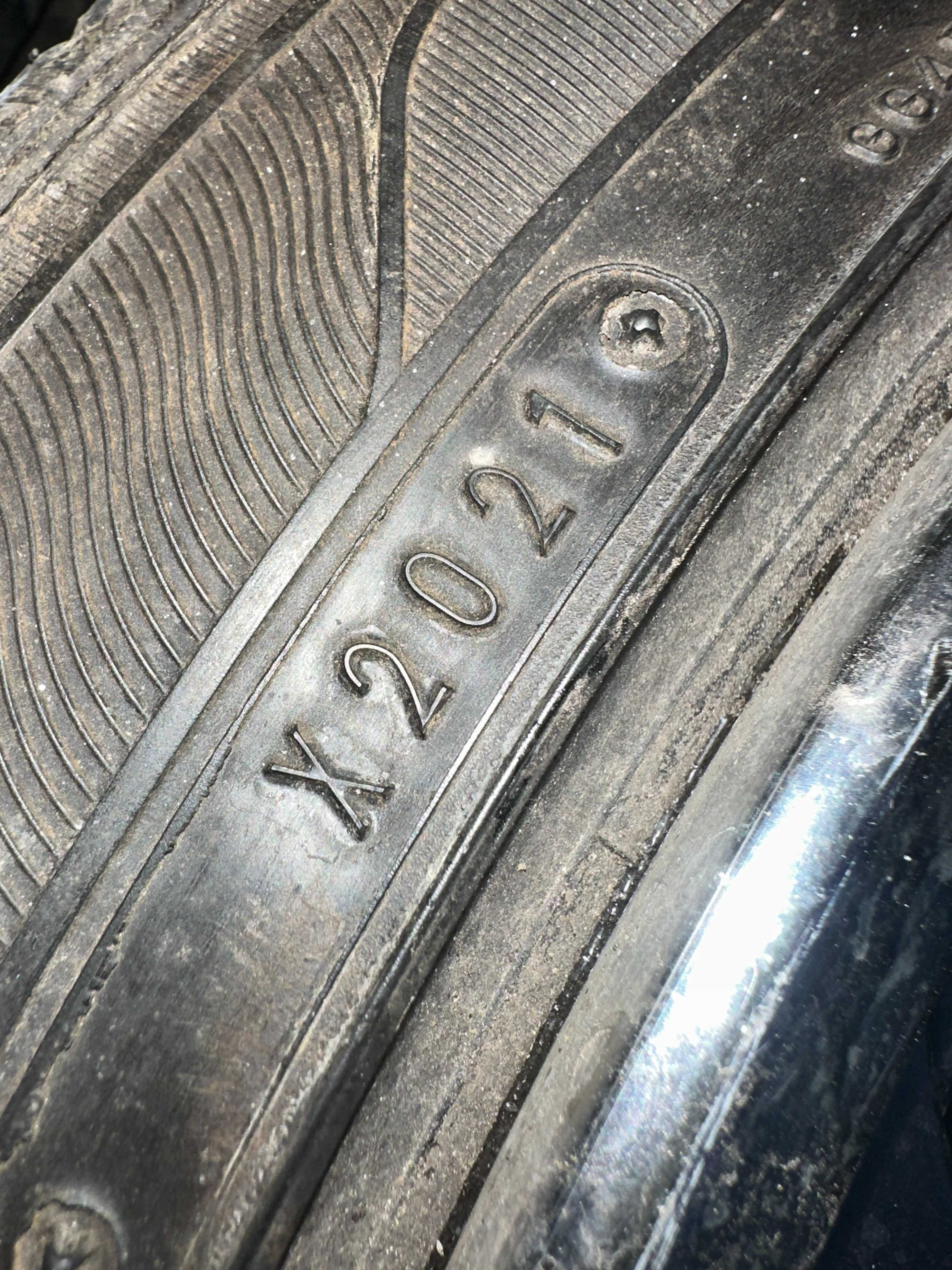 Диски с резиной на Nissan Juke, Good Year 225/45 R18 из Японии