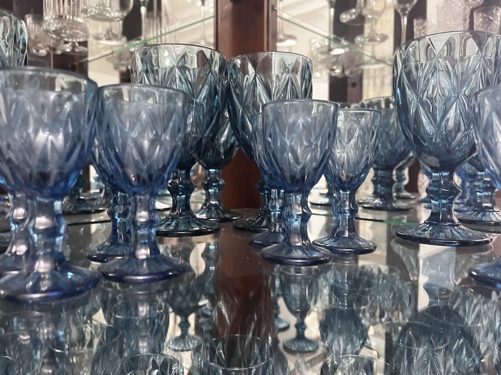 Продаются Фужеры/рюмки36шт