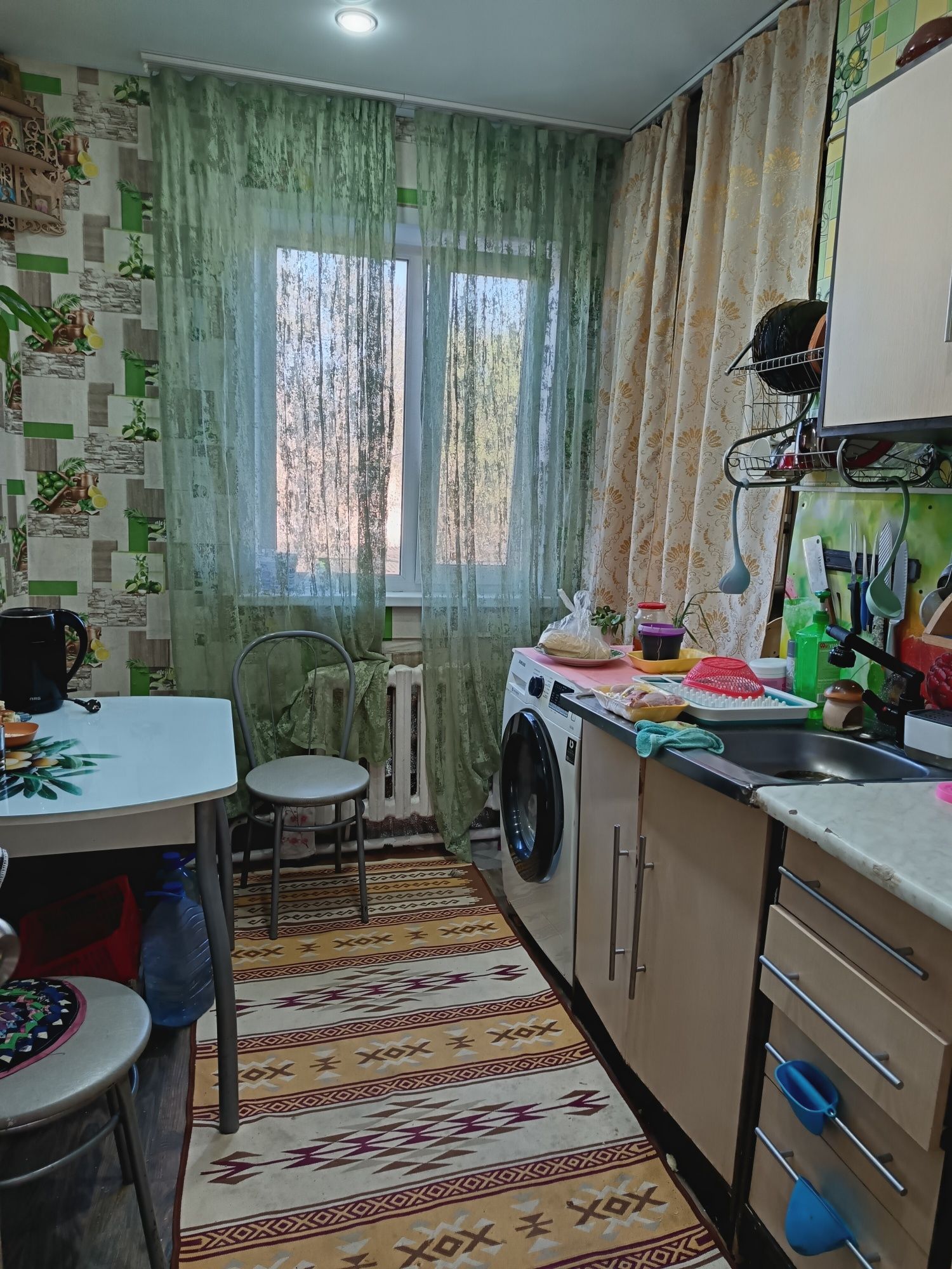 Продам 3х комнатную квартиру в районе автостанции