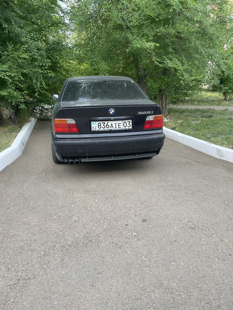 Продам BMW e36 325! Машина находится в городе Степногорск!