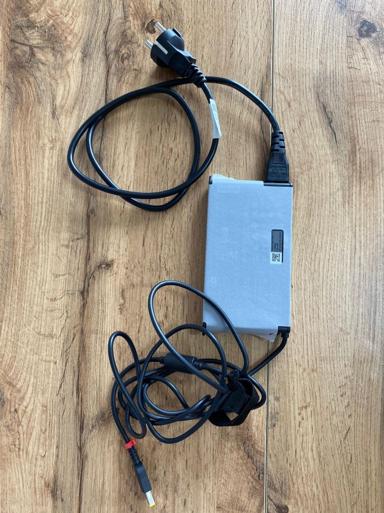 Lenovo log 40×50