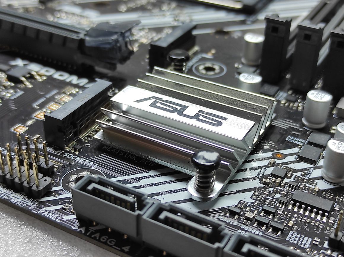 Материнская плата ASUS PRIME B550M-K после замыкания и ремонта