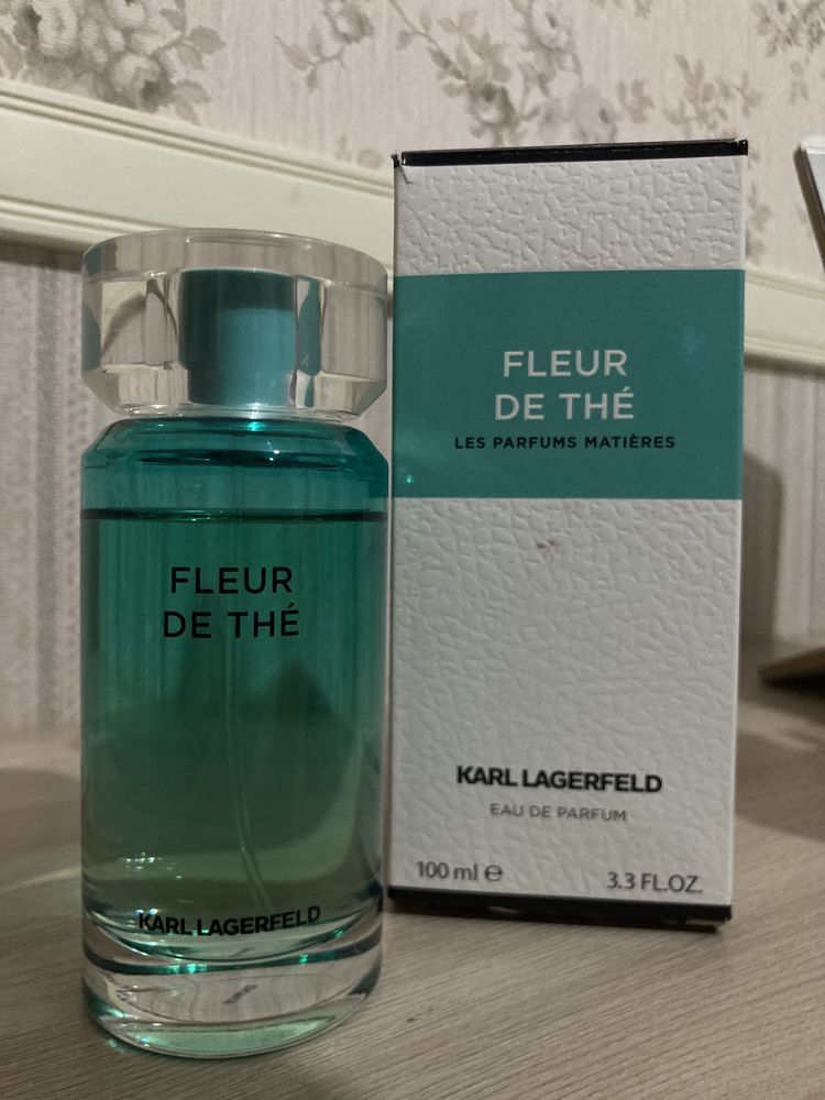 Парфюмерная вода KARL LAGERFELD Fleur de thé