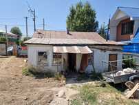 Дом на разбор в Акжаре
