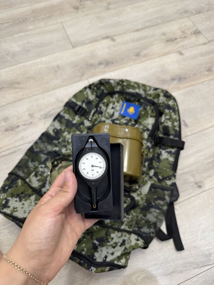 Военный рюгзак, фляжка, котелок