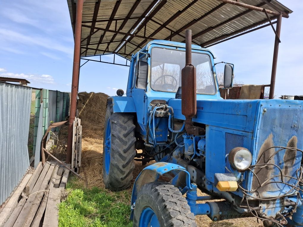продам трактор мтз