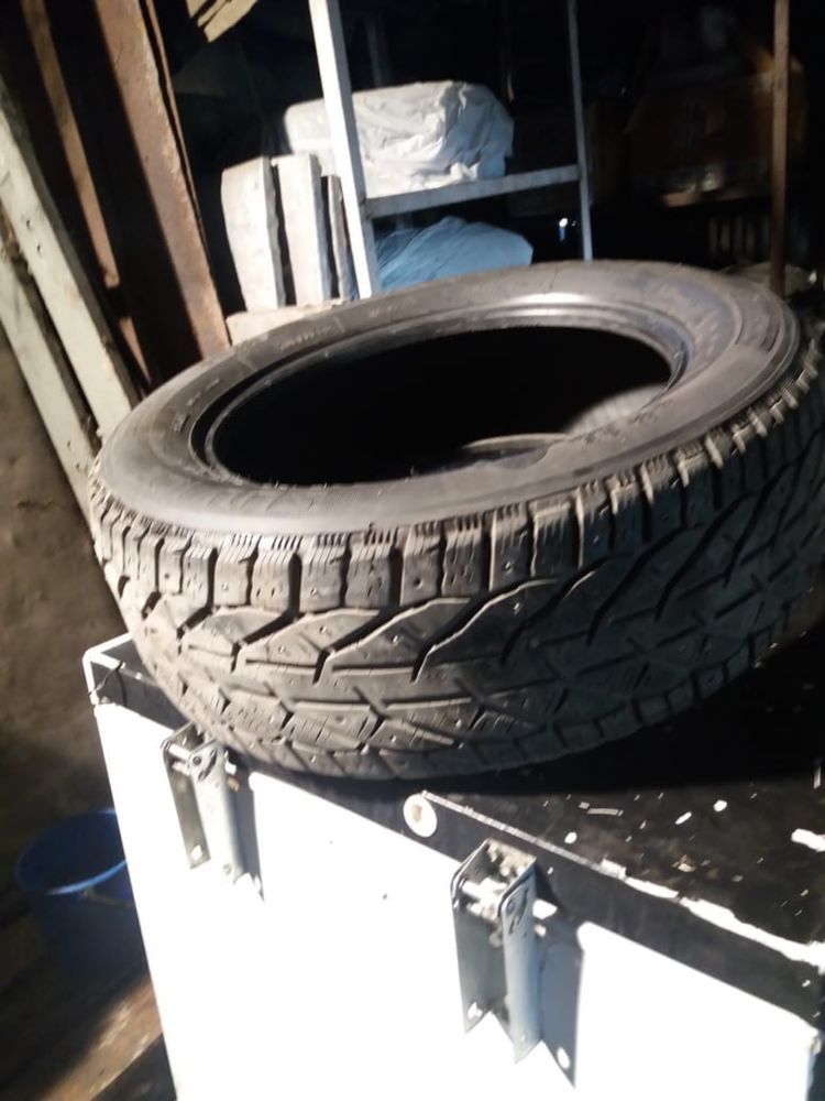 Продам шины Tigar SUV Ice 225/60 R17 103T