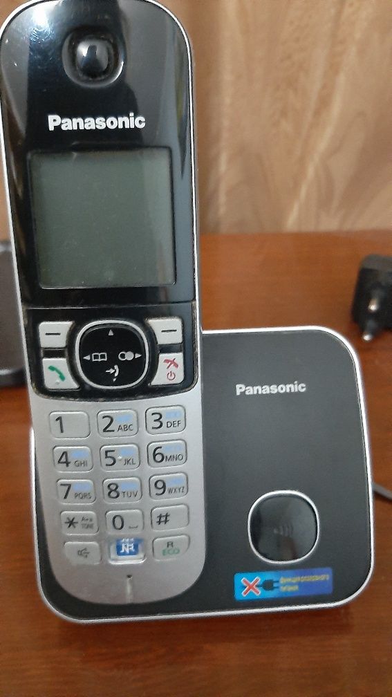Радиотелефон  PANASONIC KX TG 6811 RUM