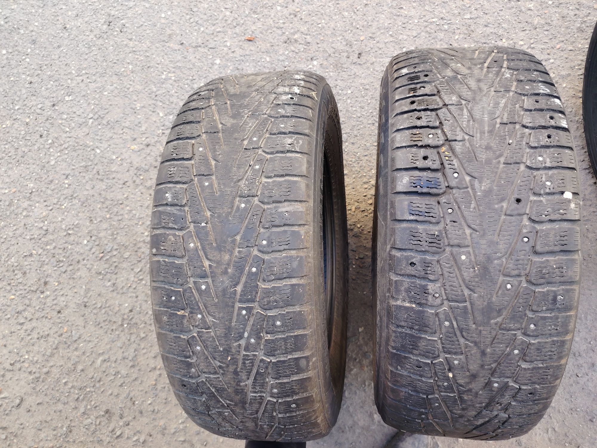 Продам Покрышки две штуки