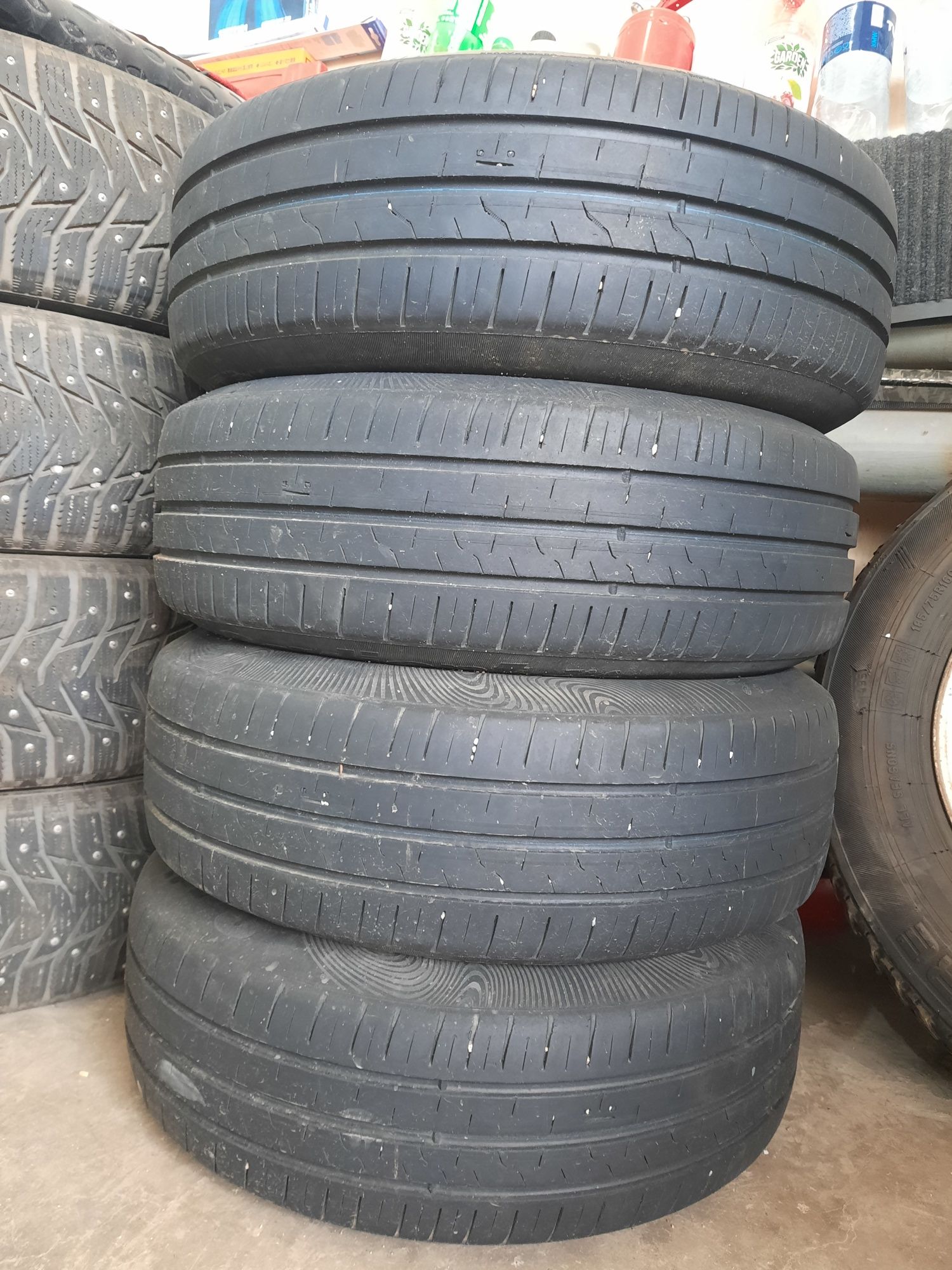 Продам титановые диски с резиной 185/65/15