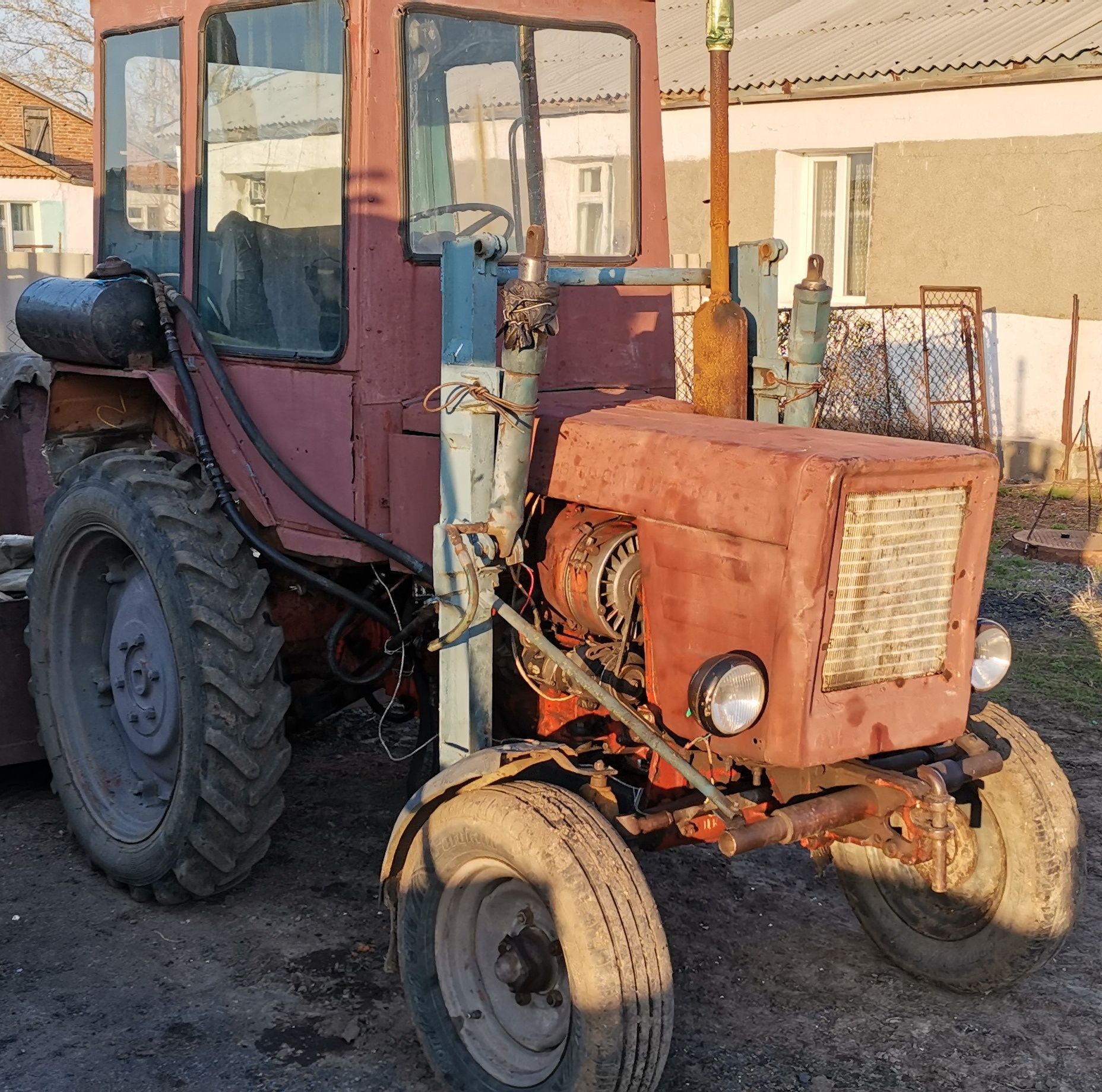 Продам трактор Т-25