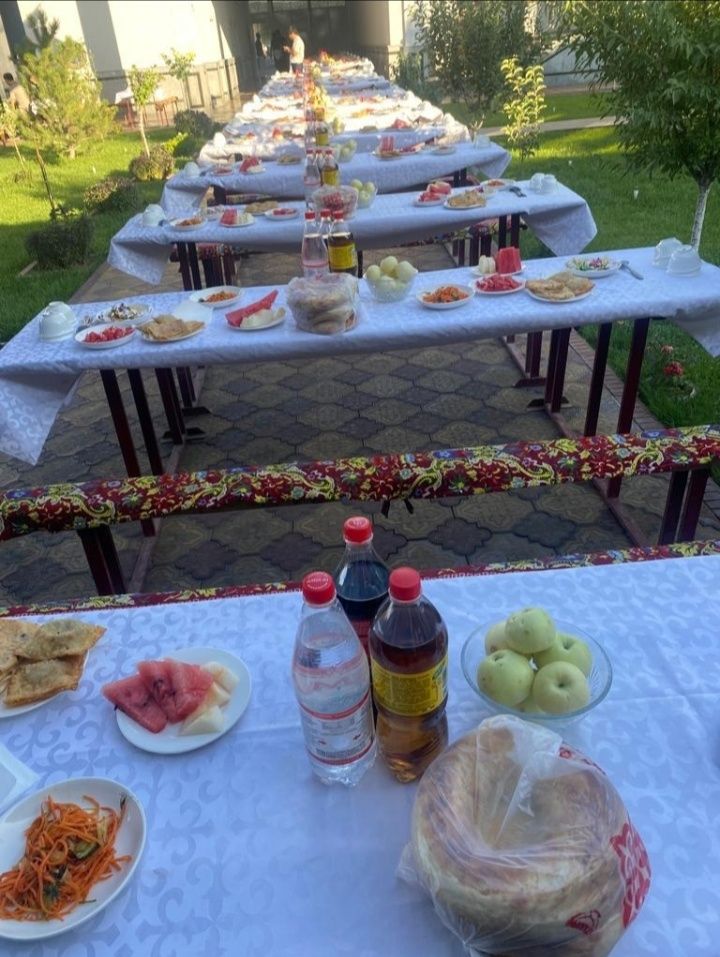 Прокат стол и стулья!