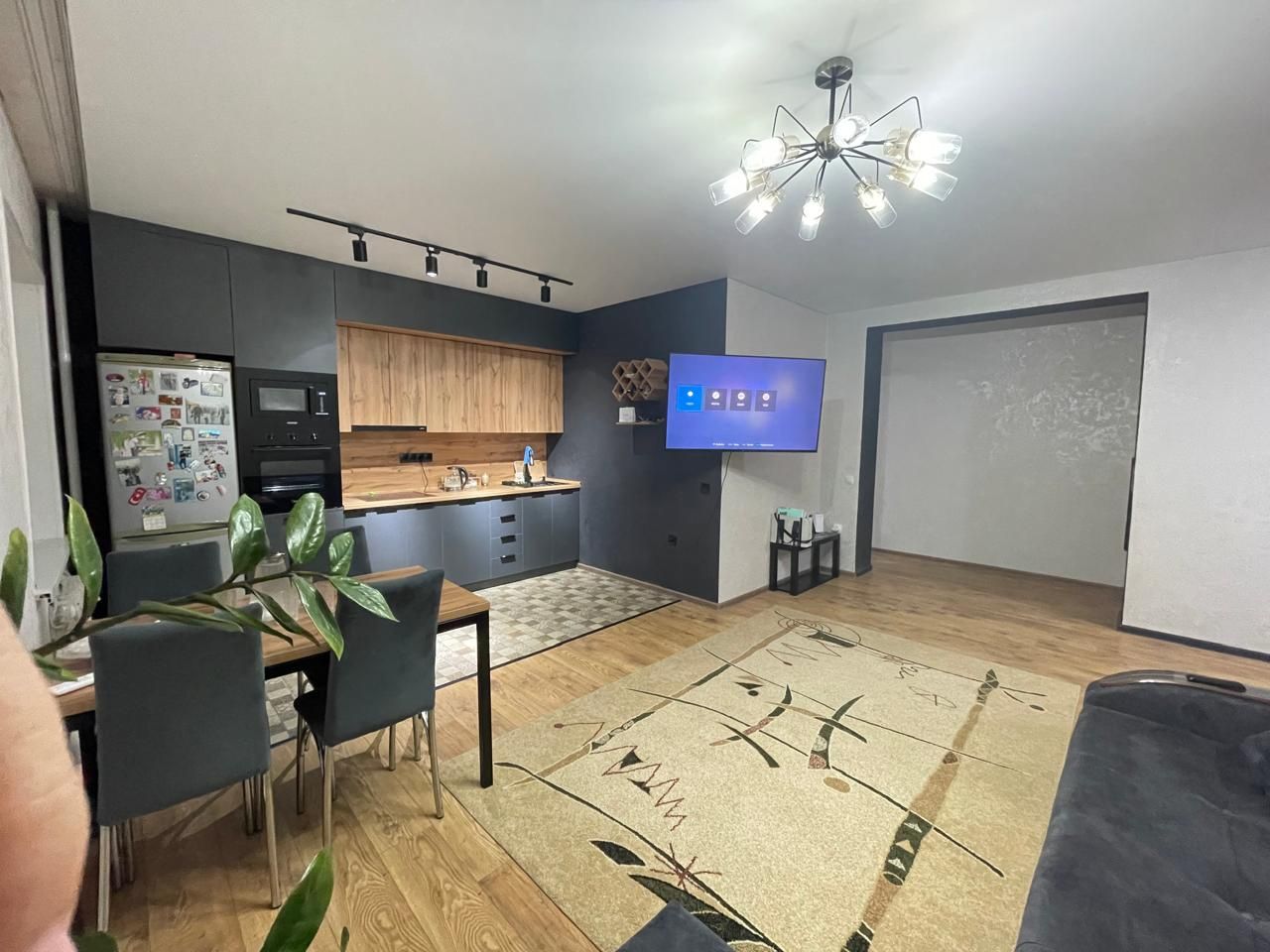 Продам 3 комнатную квартиру район Сити Молла 32900