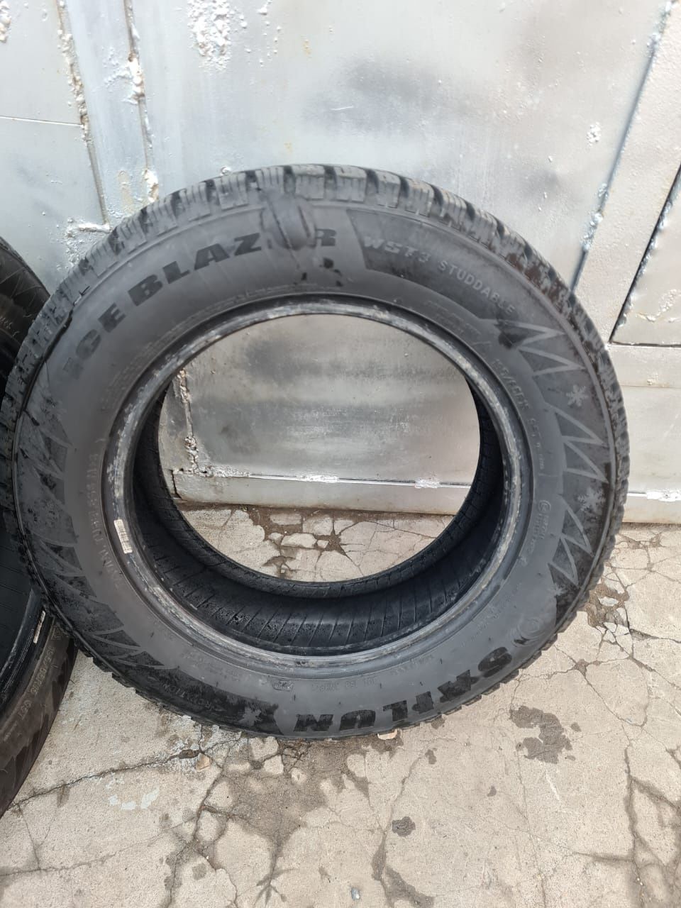 Продам шины Sailun Ice Blazer WST3 195/65 R15 92T с шипами 4 шт