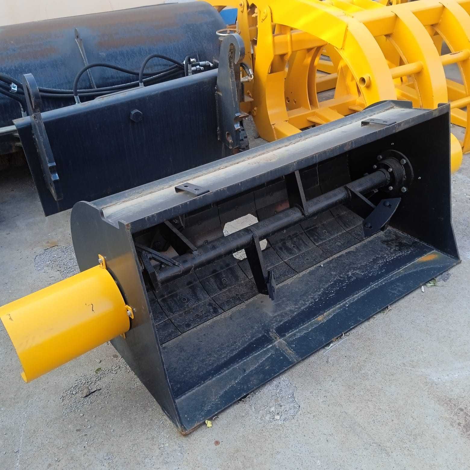 Фронтальный погрузчик Lutong ZL936