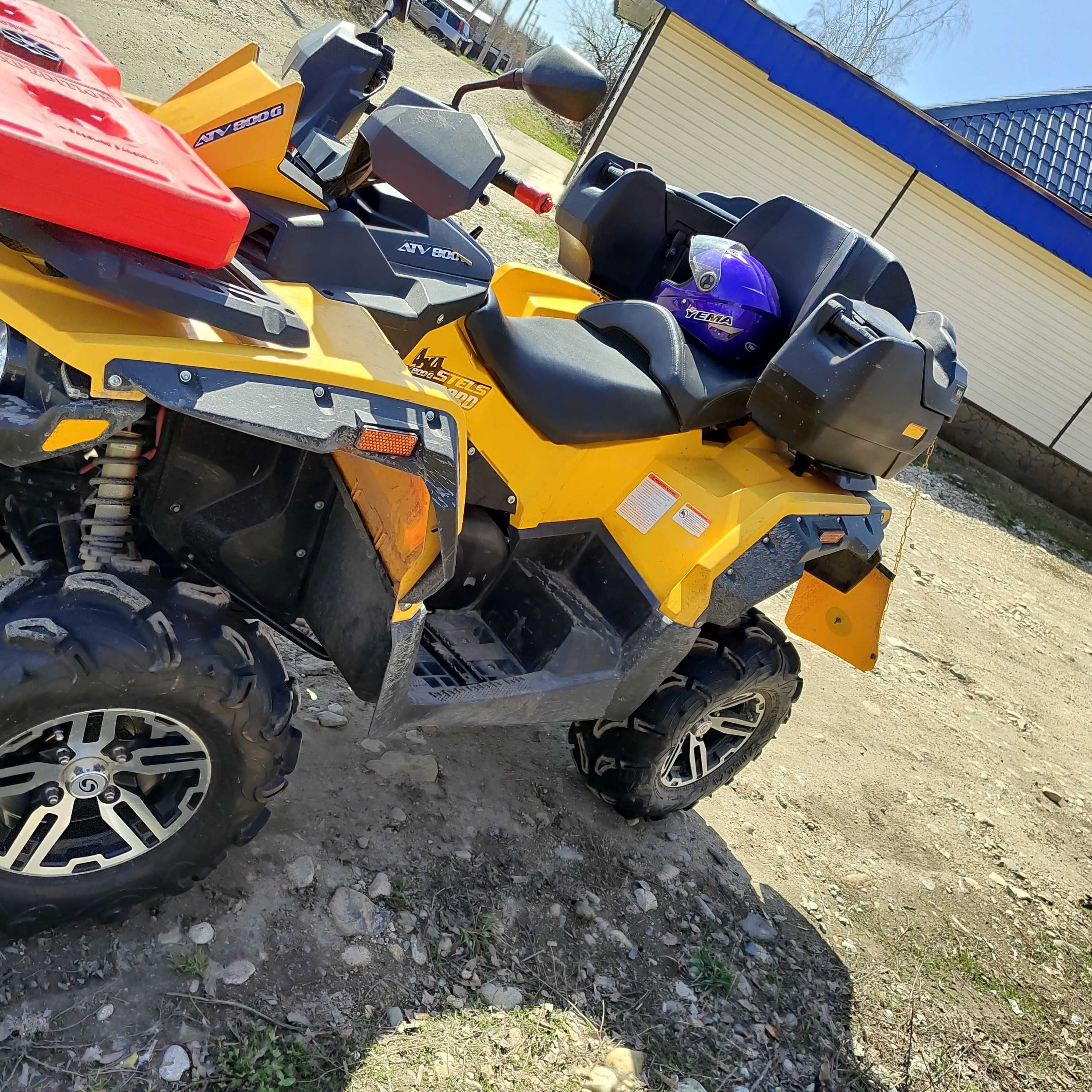 Продам квадроцикл Стелс 800