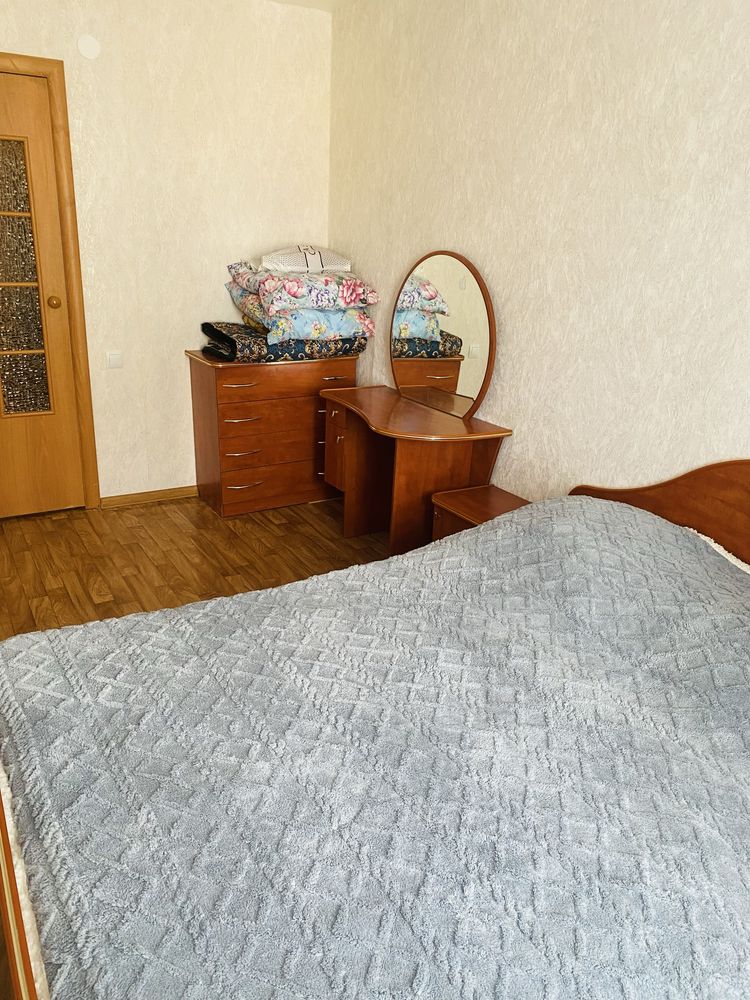 Квартира 2х МАРТ. ЦУМ, Макдональдс.