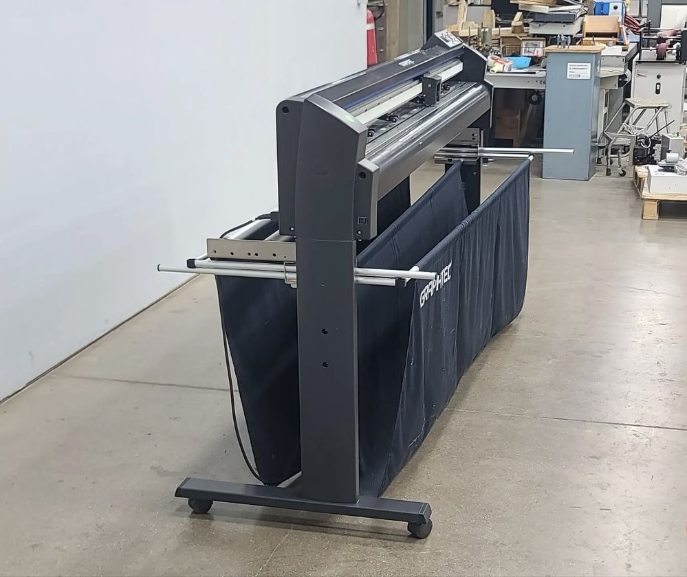 Режущий плоттер Graphtec FC8600 ширина 160см