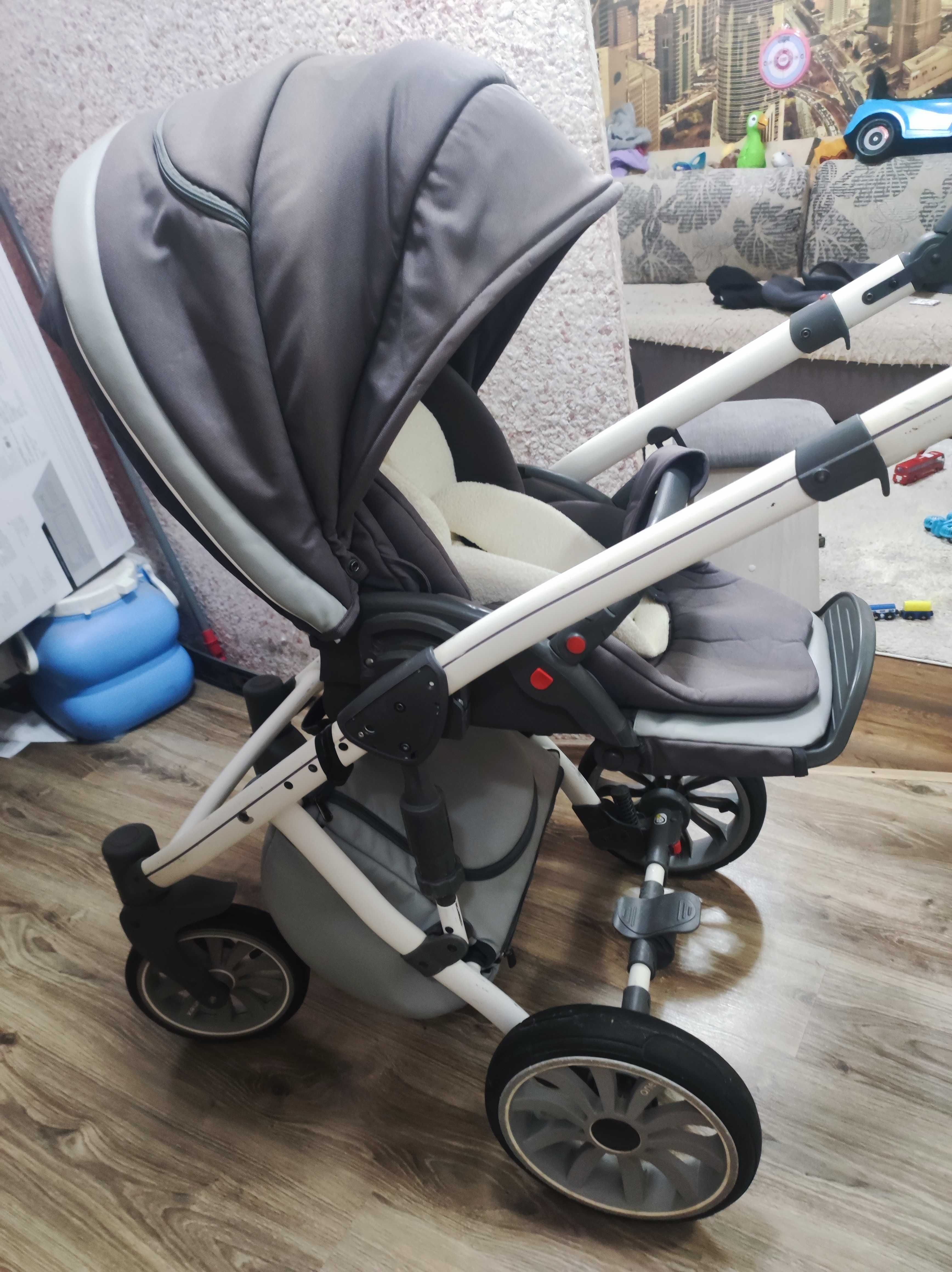 Продам коляску Anex Sport
