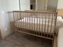 Продам детскую кроватку Сниглар Икеа