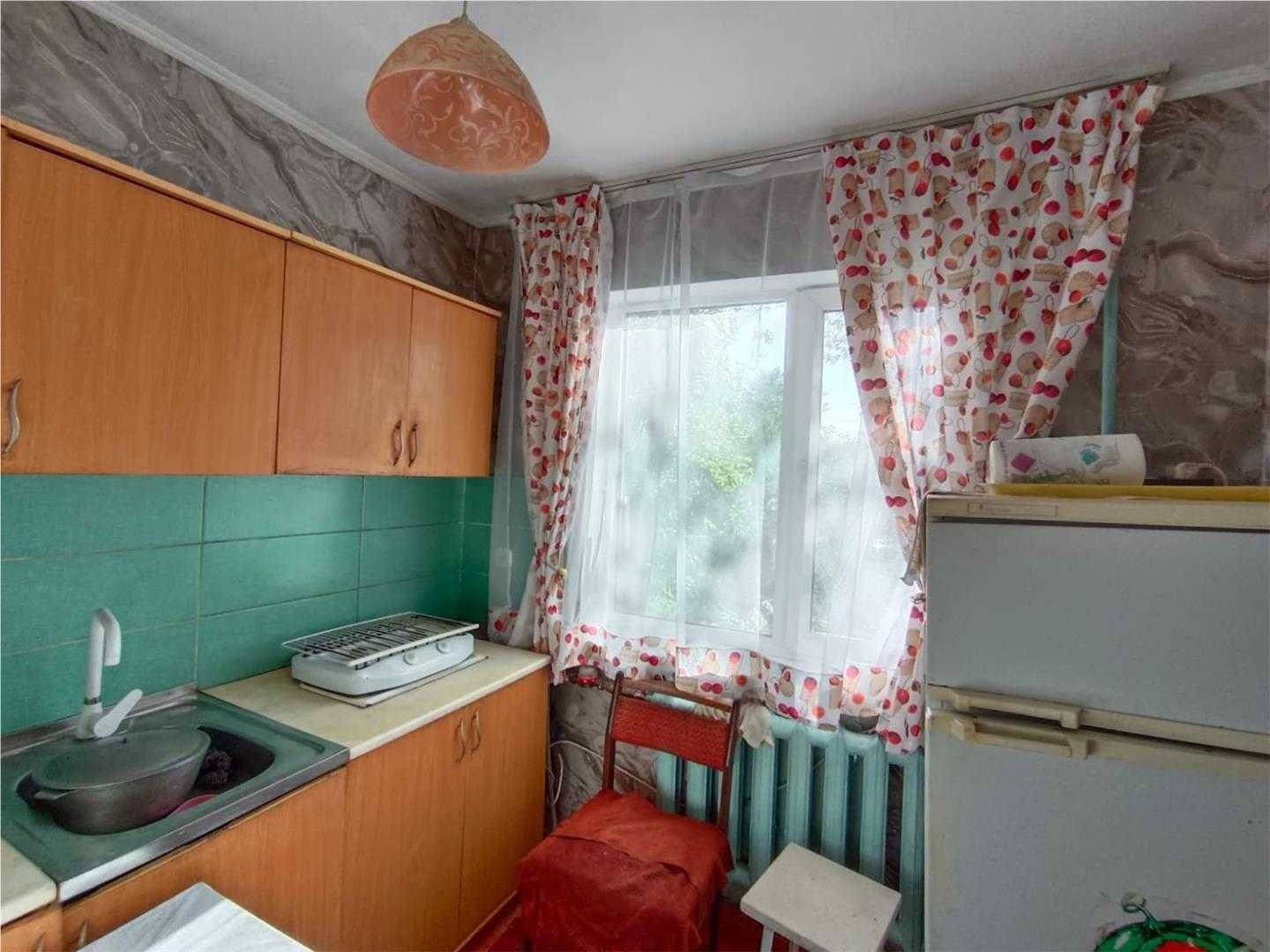 Продаю 2 комнатную квартиру в 22 микрорайоне.