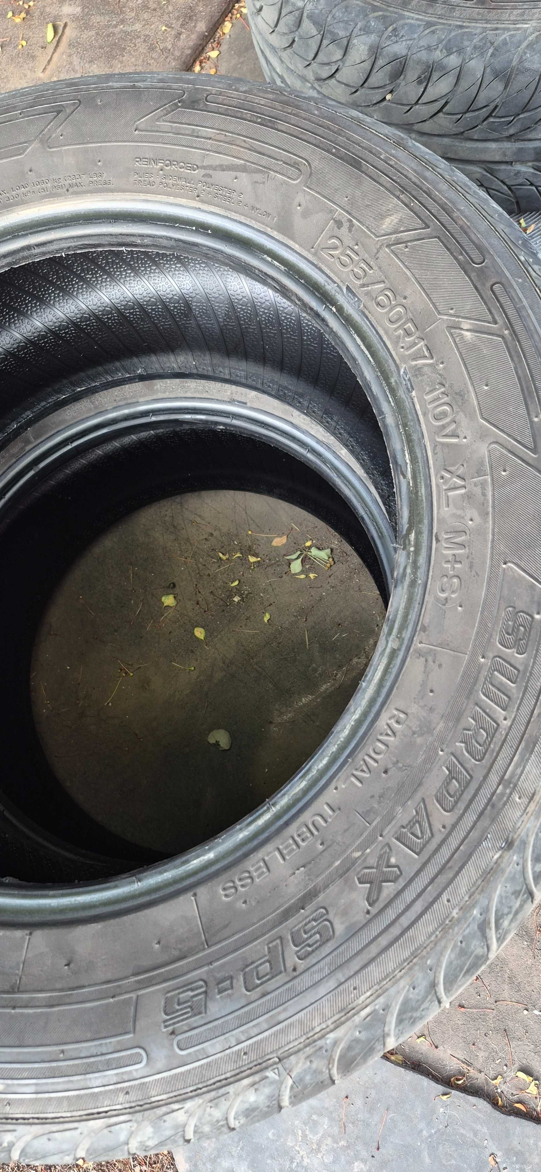 Продам Шины 255/60R17