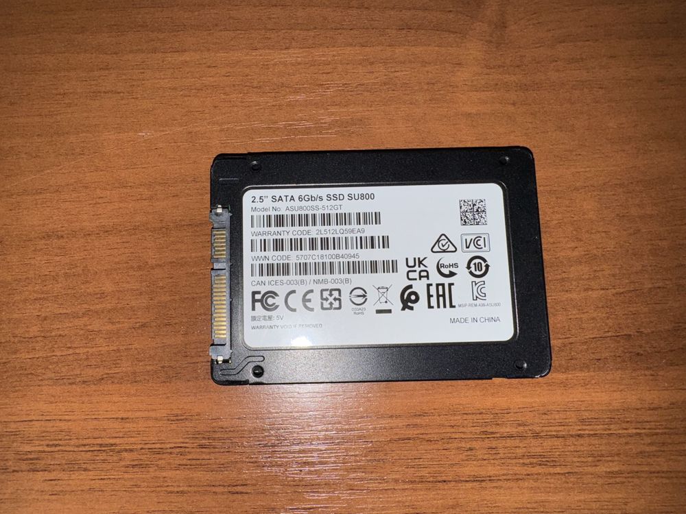 продаю SSD, память 512,240 гб