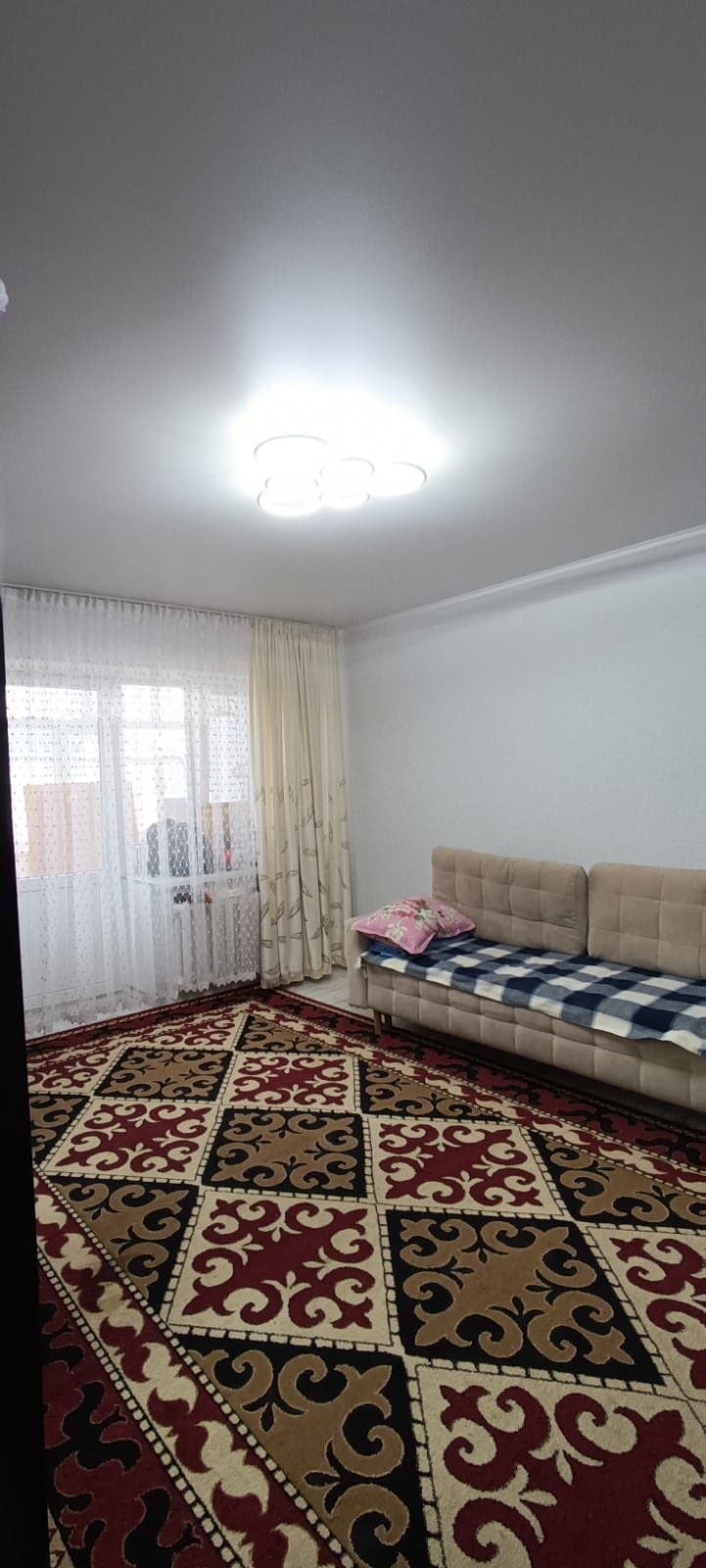 Продам квартиру район пятый микрорайон 5 дом пятый этаж всё доступно