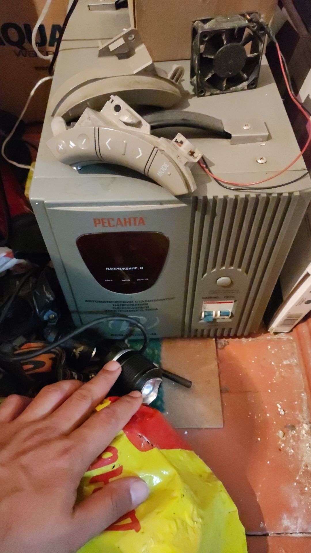 Стабилизатор напряжения Ресанта 12000