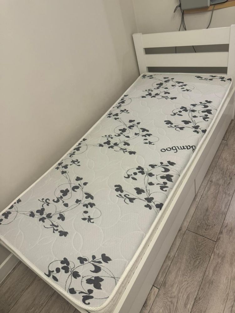 Продам кровати(срочно)