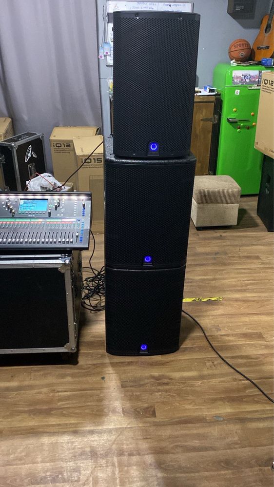 Активная акустическая система Turbosound, активные колонки