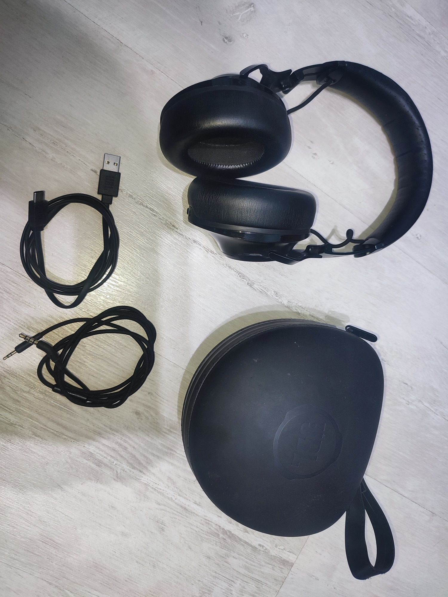 Наушники JBL CLUB 950