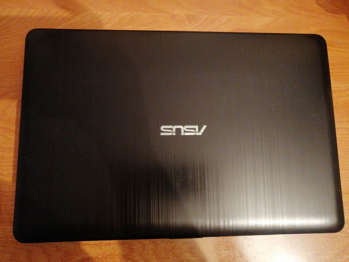 Продам ноутбук Asus