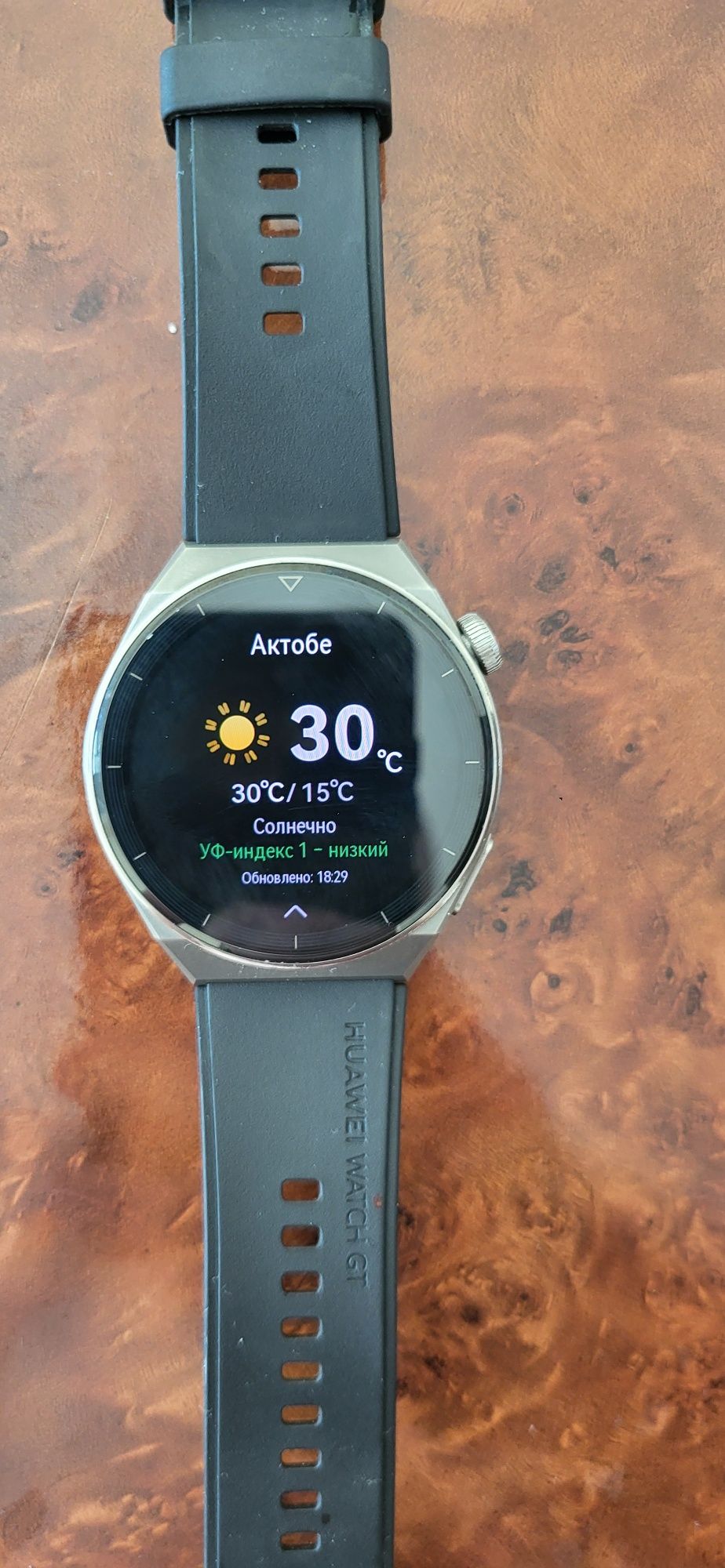 Смарт часы Huawei GT 3 Pro