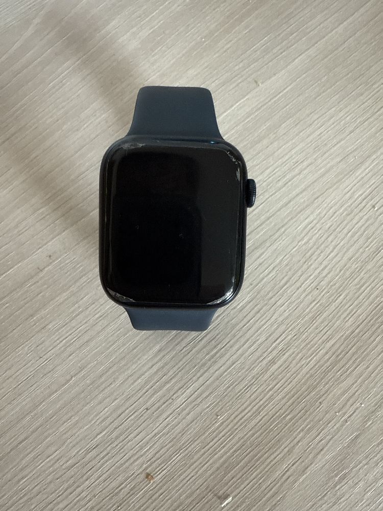 Смарт-часы Apple Watch Series 8 45 мм Aluminum черный