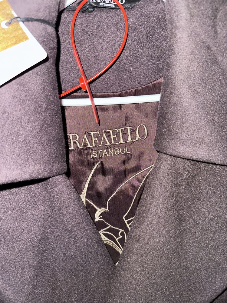 RAFAELLO брендінен ұзын пальто сатылады!