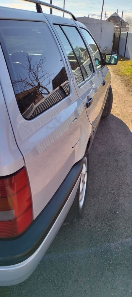 Volkswagen Golf 3 в кузове универсал