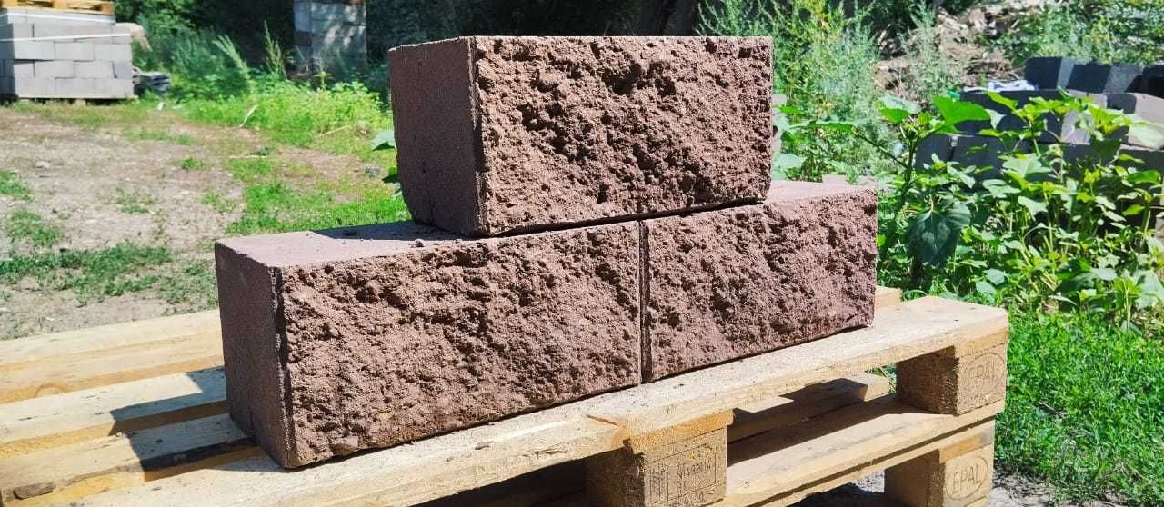 Кирпич "рваный камень", сплитерные блоки: стеновые и перегородочные