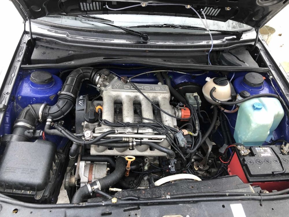 Продам машину VOLKSWAGEN GOLF 2 1989 г.в.