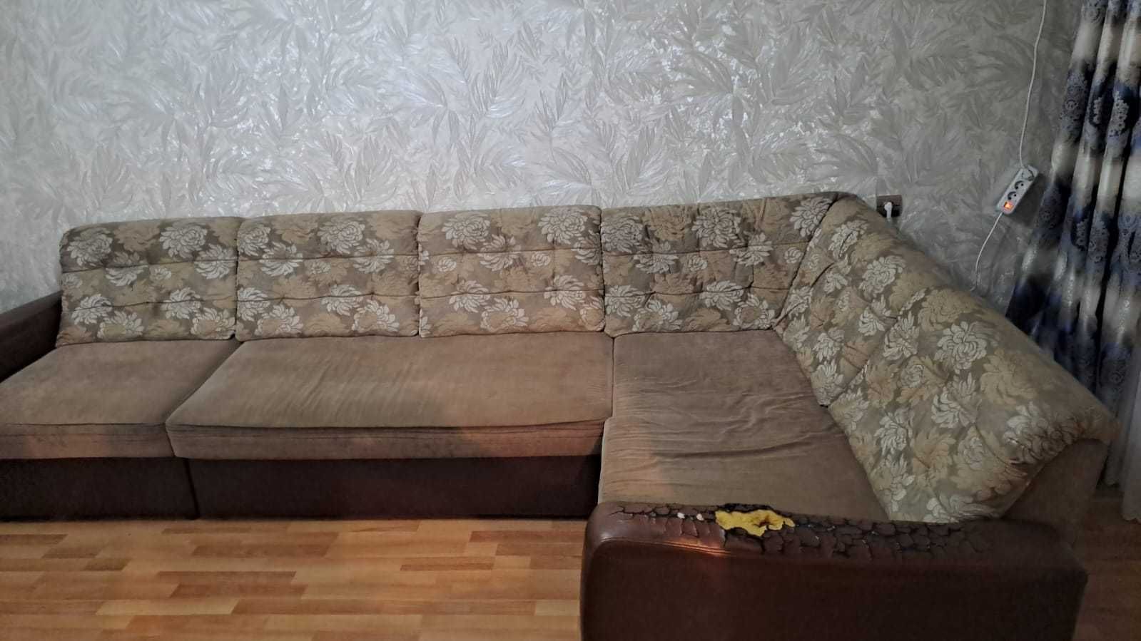 Продам угловой диван