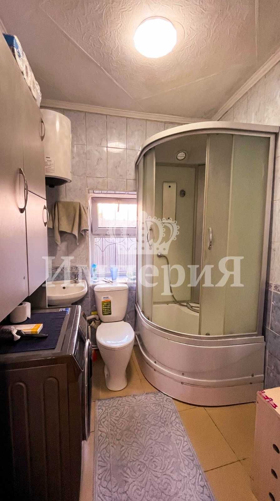 Продается дом на Хуторе, Анна Империя