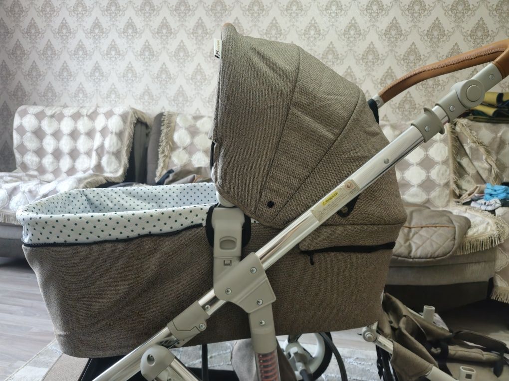 Коляска от ining baby