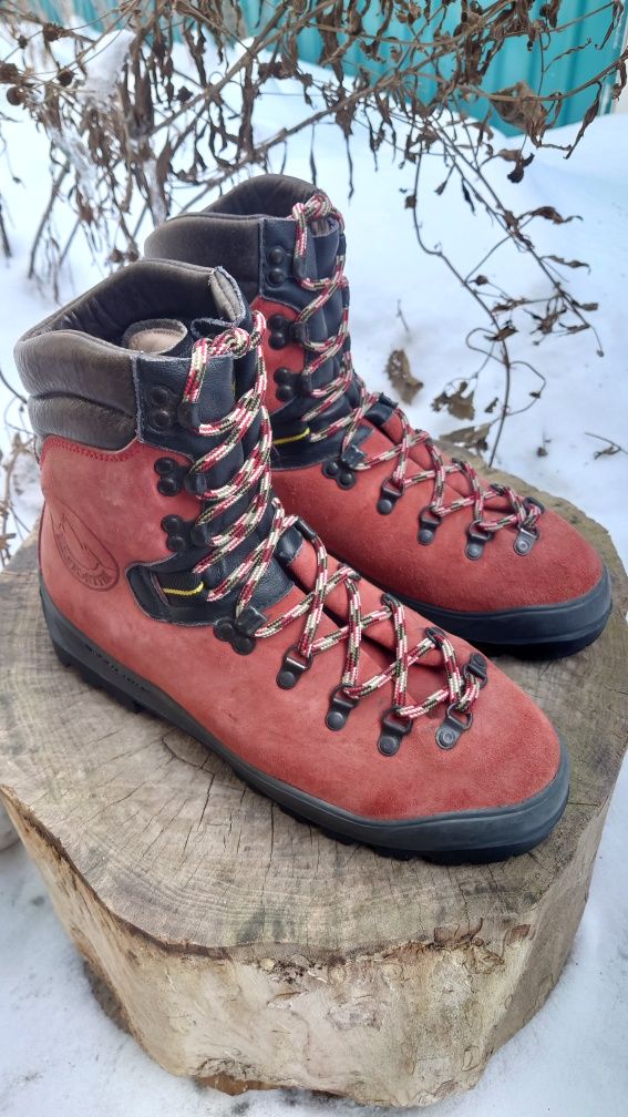 Ботинки рантовые LaSportiva 43