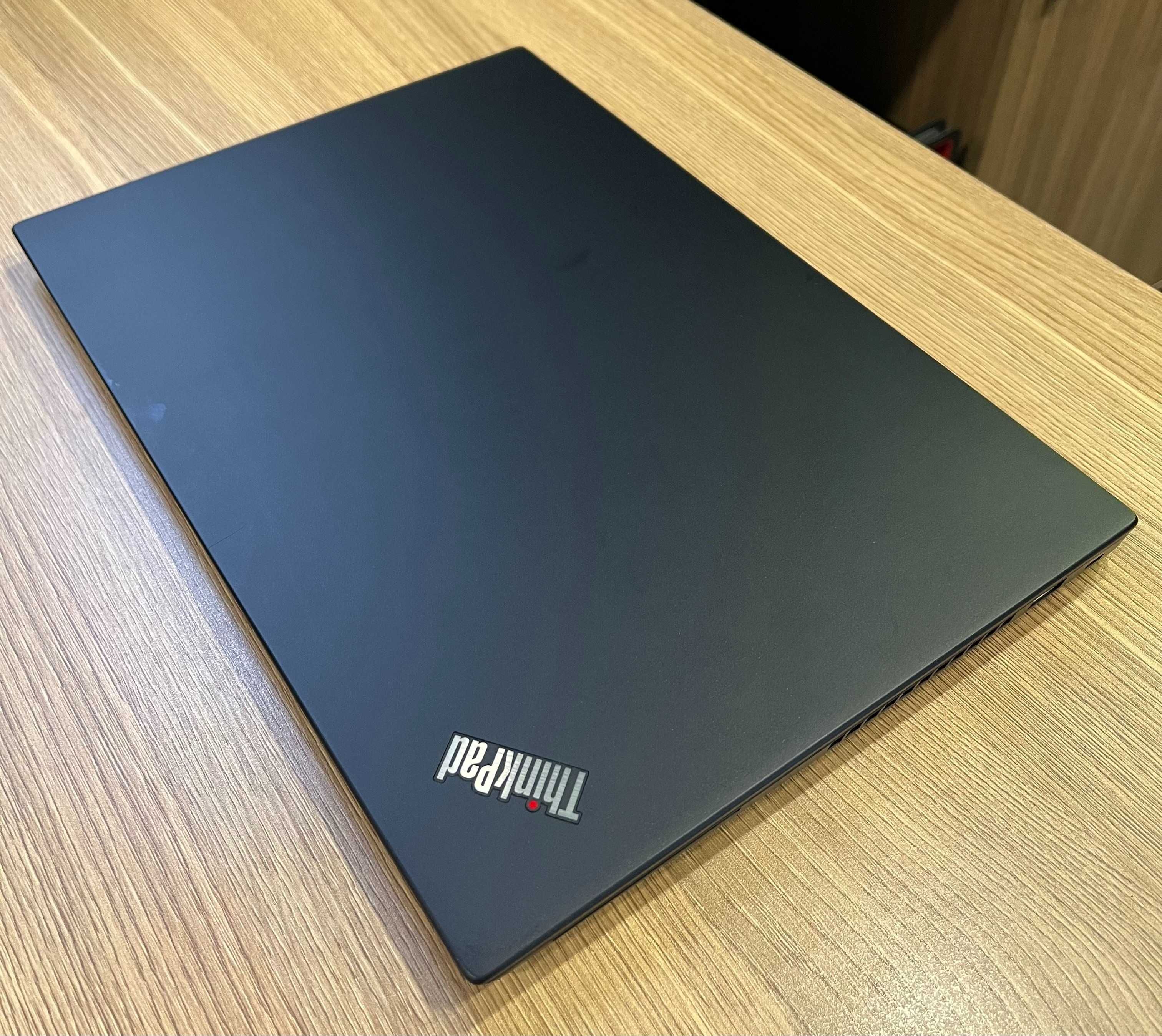 Lenovo ThinkPad T14s, Core I5 10310U 1.7/4.4 Ghz, 16/256 GB
