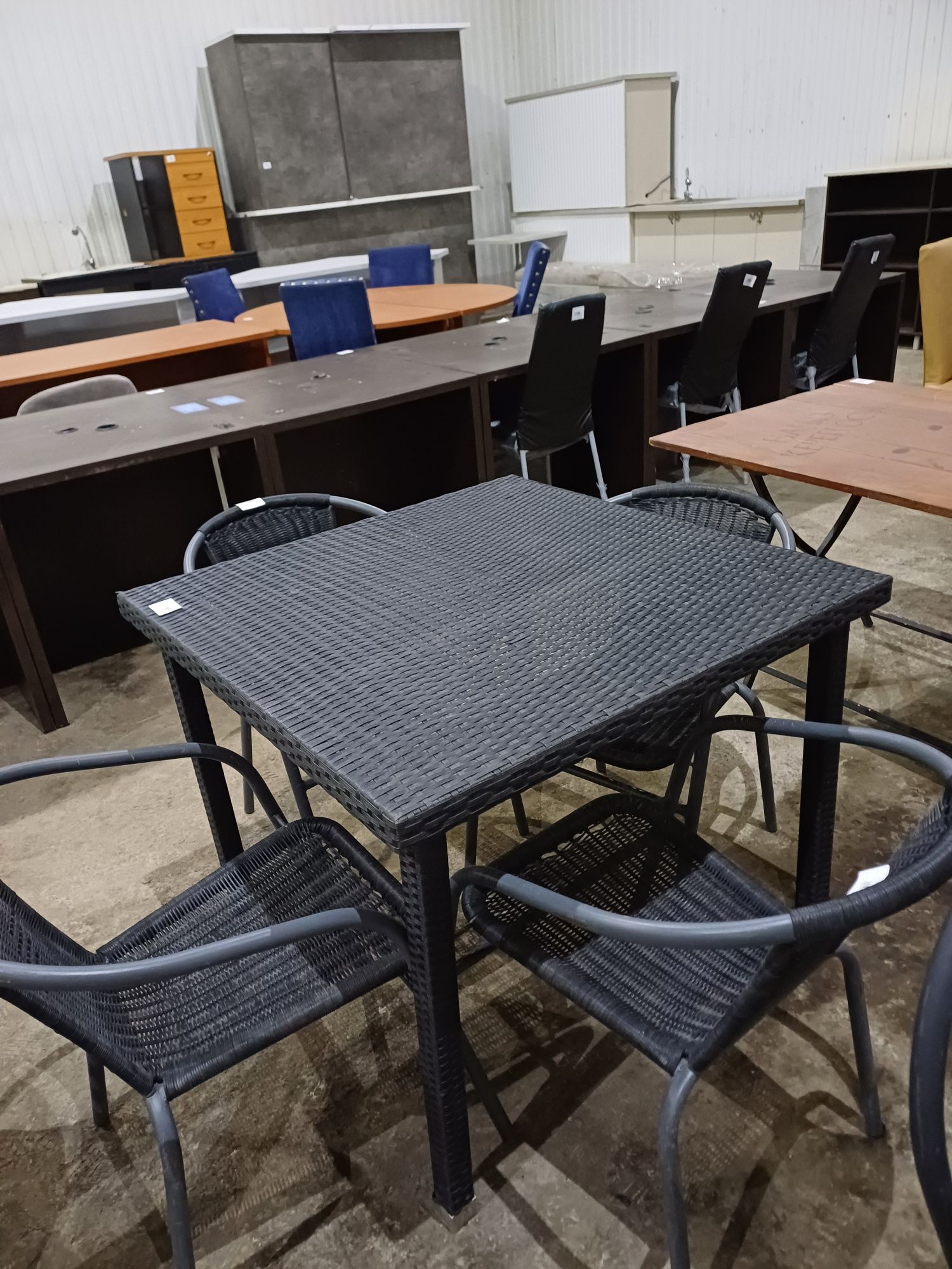 Бу мебель в Астане, диван, стул, стол, кресло, полка, стейшн