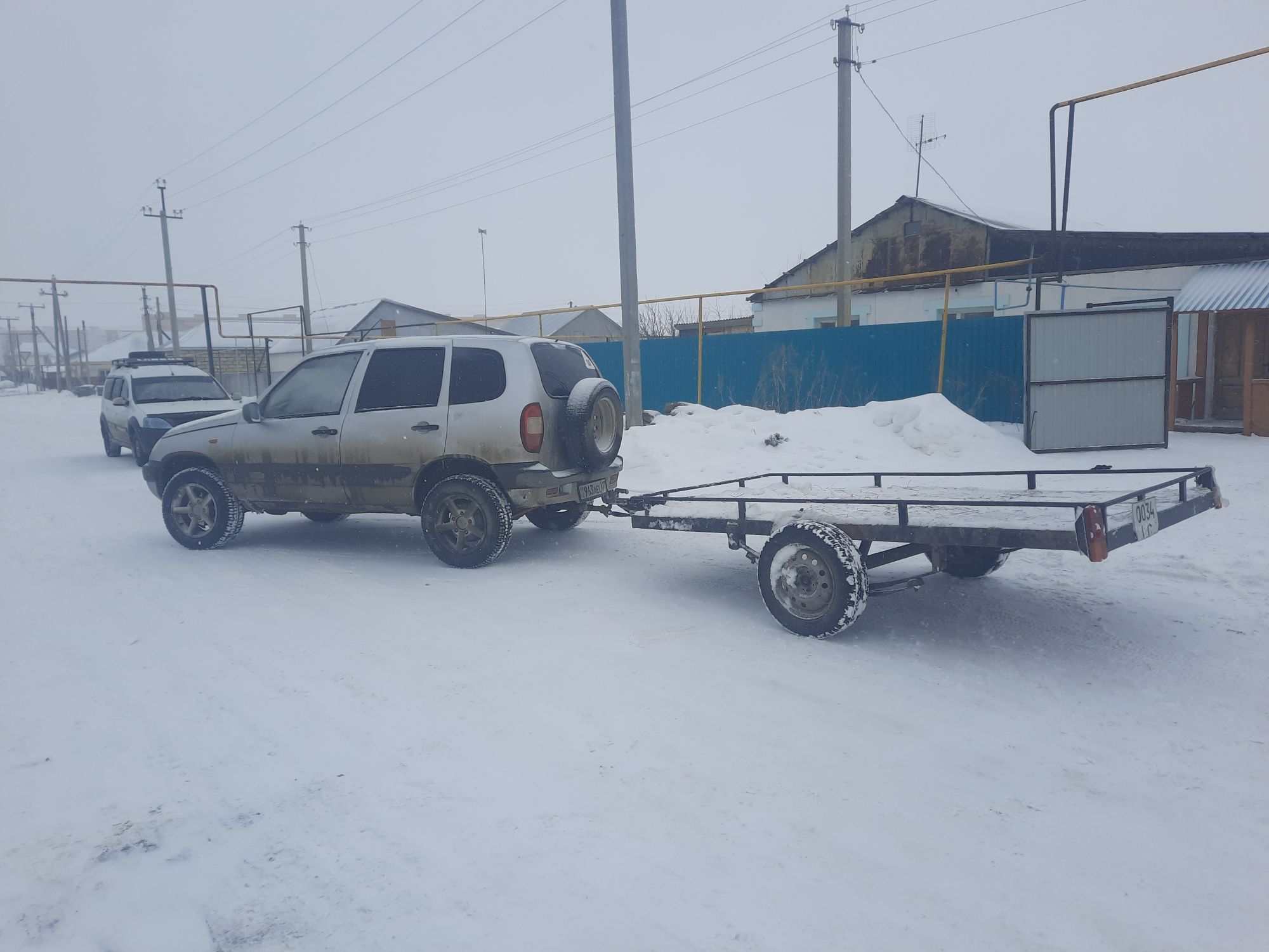 Продам 3 метровый прицеп. На рессоре.  Или можно обмен
