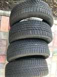 Продам зимние шины 215/55/R17